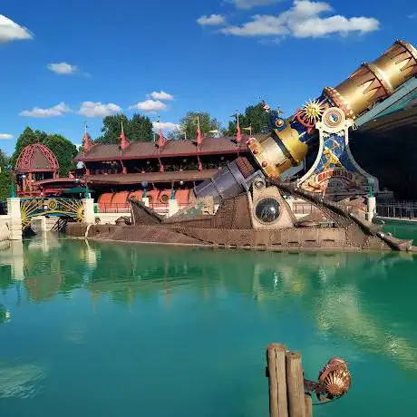 Disneyland Railroad - Frontierland Depot