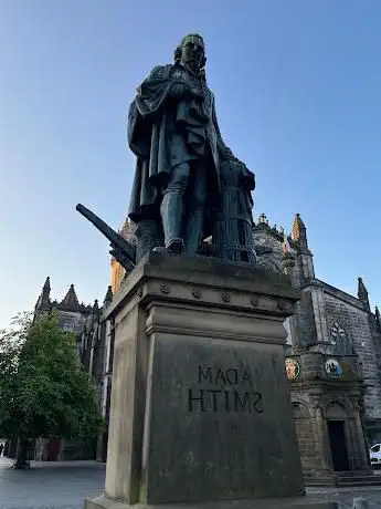 Photo de Adam Smith Statue