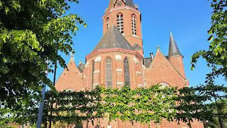 Photo de Kerk O-L-Vrouw en Sint-Jan-Baptist
