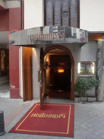 Photo de Bar de copas y club nocturno Pigmalion Madrid