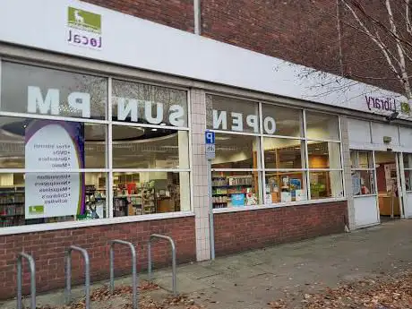 Photo de Bishop's Stortford Library