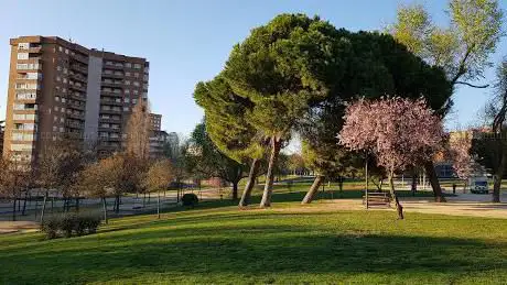Photo de Ingenieros Park