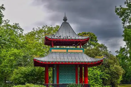 Photo de Victoria Park Chinese Pagoda
