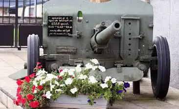 Char B-1 French Tank Monument