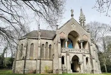 Photo de Chapelle Saint-Corentin de Plomodiern