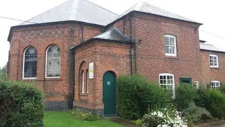 Photo de Sutton Elms Baptist Church