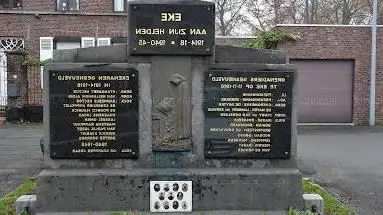oorlogsmonument eke
