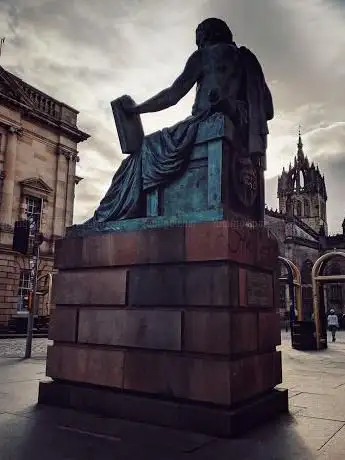 Photo de David Hume Statue