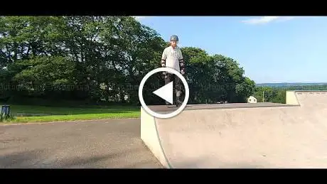 Photo de Bargoed Park Skate Park