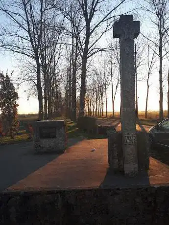 Monument à la mémoire de Charles Péguy