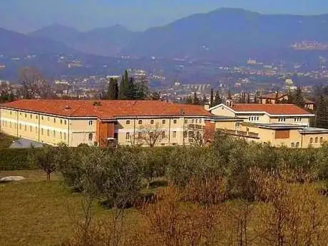 Photo de Visitation Monastery Of Santa Maria