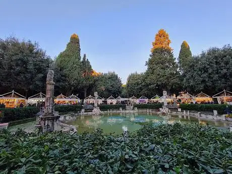 Photo de Giardini di Piazza Mazzini