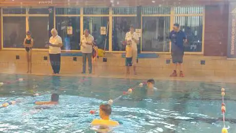 Photo de Burnham-on-Sea Swim & Sports Academy