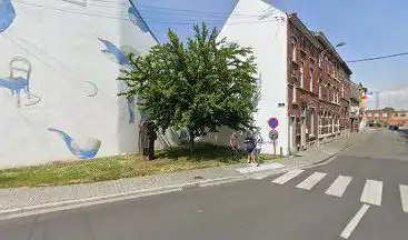 Hommage à Magritte