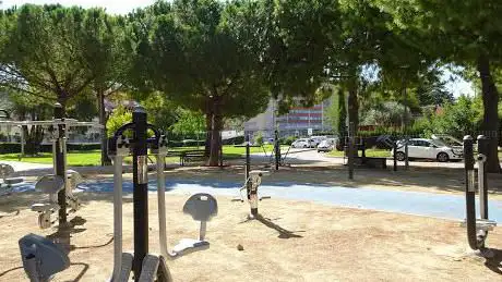 Photo de Calistenia y Gimnasia al aire libre  parque saludable Park
