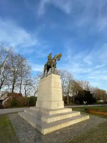 Photo de Statue du Roi Albert I