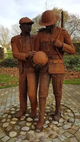 Photo de The Ball & The Bradford Boy - Ray Lonsdale