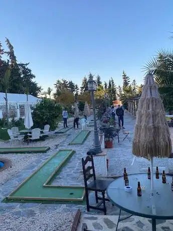 FINCA SANTA ANA (MINI-RESORT)