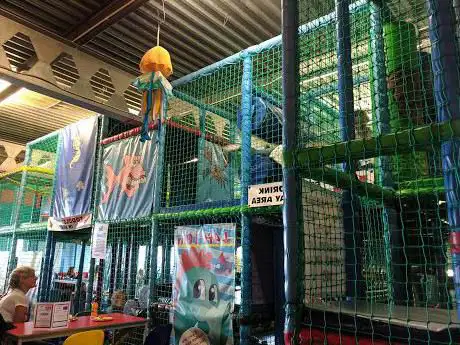 MB's Amusements