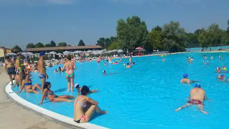 Piscina Acquamarina