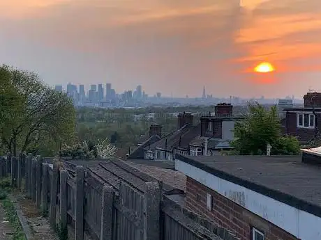 Photo de Shooters Hill Sunset Point