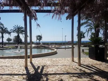 Photo de Plaça Sara Llorens