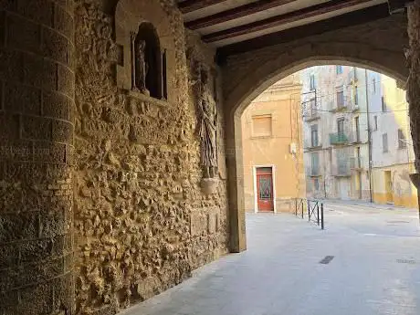 Photo de Portal of the Romeus