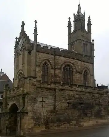 East Gate and St Peter's Chapel