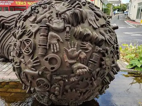Ball and Whirl