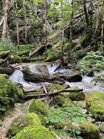 Cascade Sorne