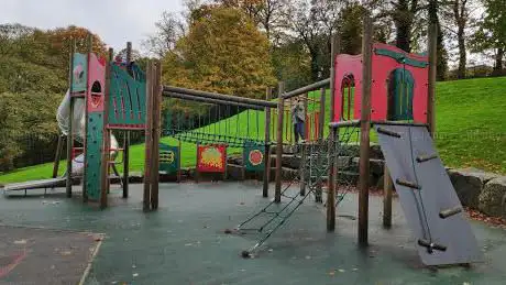 Photo de Cliff Castle Play Park