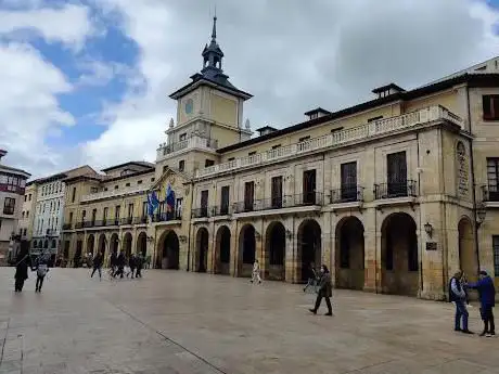 Photo de El Fontán Square