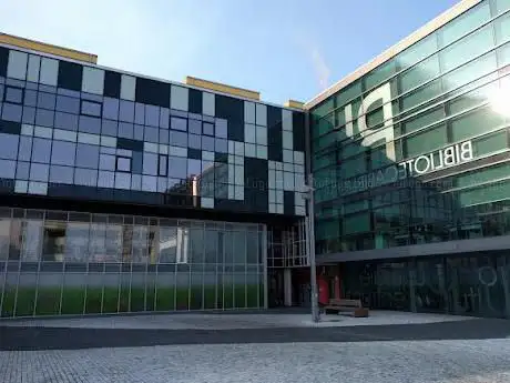 Biblioteca comunale Oltrisarco