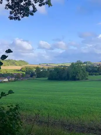 Photo de Cranborne Castle Hill