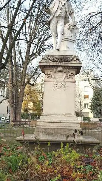 Photo de Jean Houdon statue