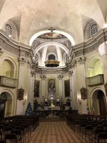 Photo de Church of Saint Mary 'della Sanità'