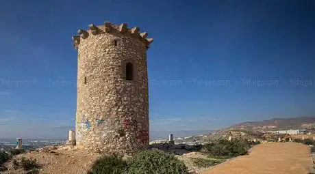 Photo de Torre de Cárdenas