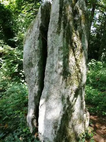Menhir de Kerzuot