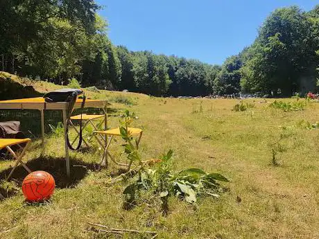 Photo de Area picnic e barbecue Monte Livata