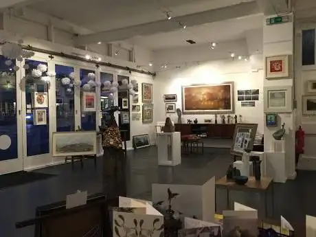 Photo de Cameron Contemporary Art