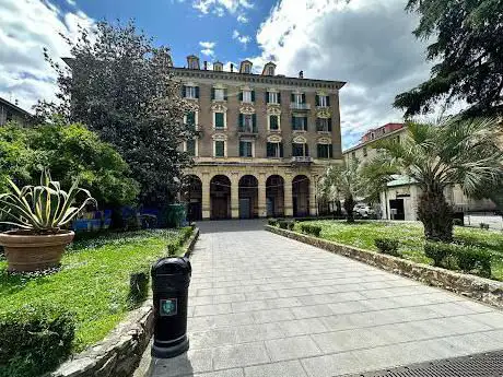 Photo de Piazza Benedetto Brin