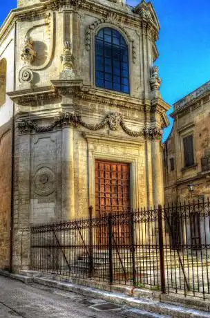 Photo de Church of Saint Mary 'della Nova'