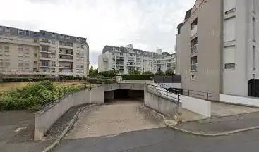 Square de la Grande Rive