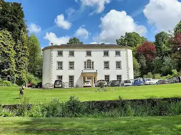 Cerney House Gardens