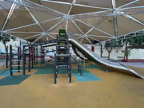Photo de Ãrea de Juegos Infantiles Juan Pablo II