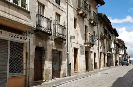 Photo de Oficina de Turismo Comarcal de Llanada Alavesa