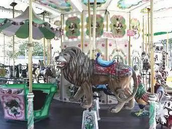 Photo de Carrousel La Belle Époque