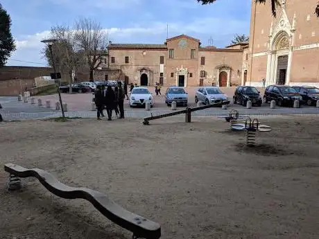 Photo de Piazza San Francesco - Playground