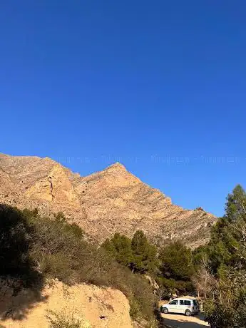 Photo de Ãrea Recreativa de la Cueva Ahumada