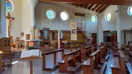 Photo de Church of Saint Mary Goretti